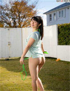 爱是坟墓