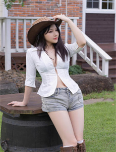 左邻右里.邻居的妻子