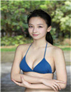 红唇相吻