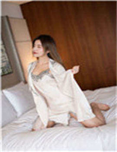 动漫小美女